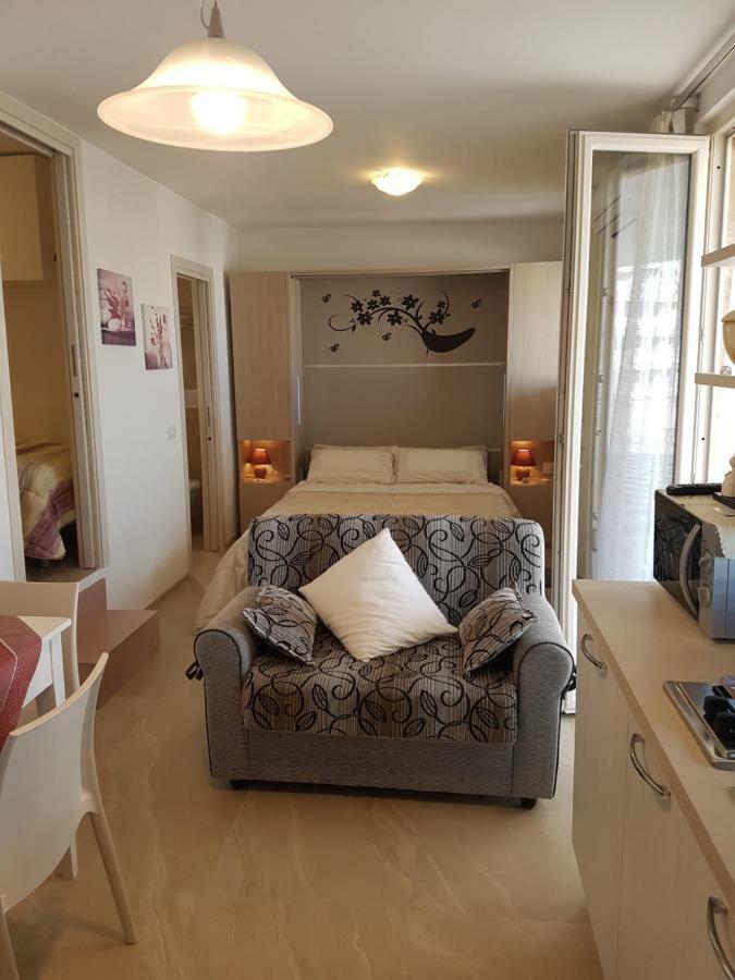 Pietra Di Luna Relaxing Private Terrace Полиняно а Маре Екстериор снимка